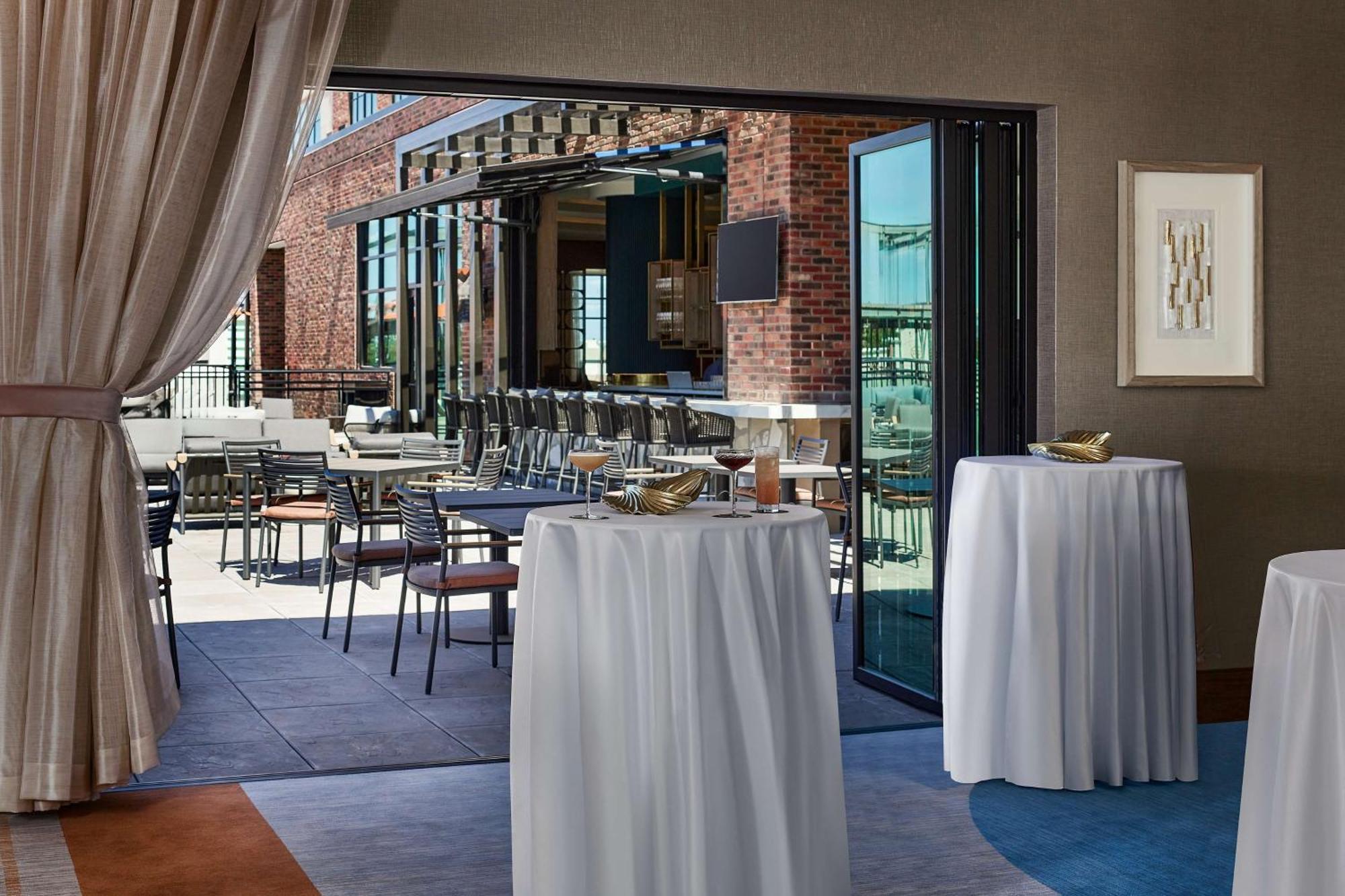 Lively Hotel On Oak Oklahoma City, Tapestry By Hilton Luaran gambar